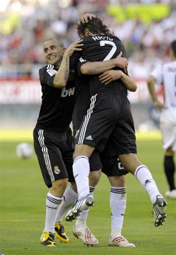 莱切总经理：尤文有意加布里埃尔，但我希望他能留到赛季结束（莱切高层：尤文相中加布里埃尔，但我仍盼他留队至赛季末）