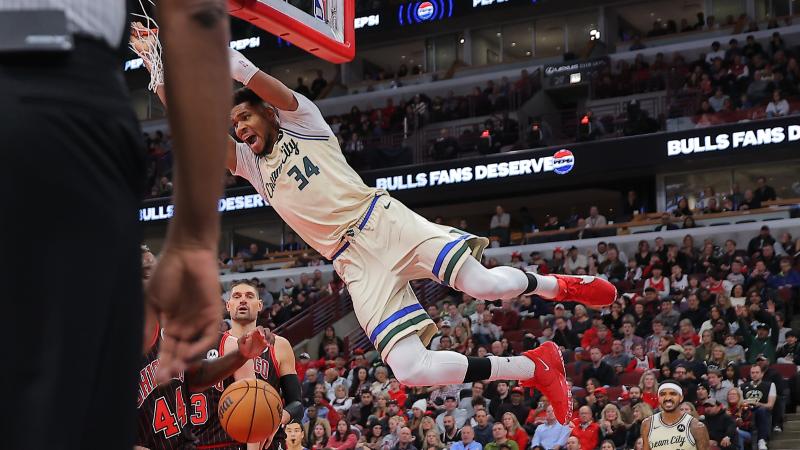 拉文空砍34分＆威少献三双，国王不敌爵士遭遇连败（拉文34分难救主，威少三双助爵士击败国王送其连败）