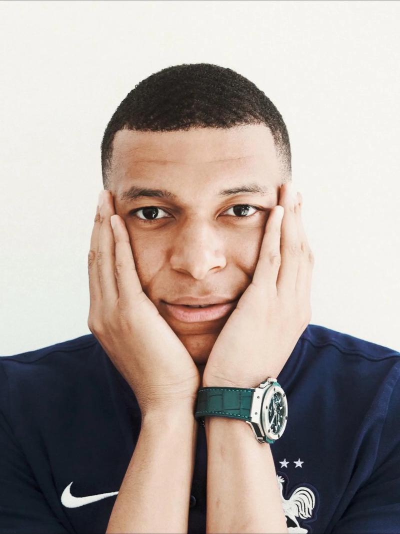 意媒：米兰、尤文、马竞、多特都曾想引进苏契奇（意媒：米兰、尤文、马竞、多特均曾追逐苏契奇）