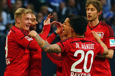 足球欧冠淘汰赛对阵激烈，主帅直言无弱旅（欧冠淘汰赛对决白热化，主帅坦言不存在弱旅）