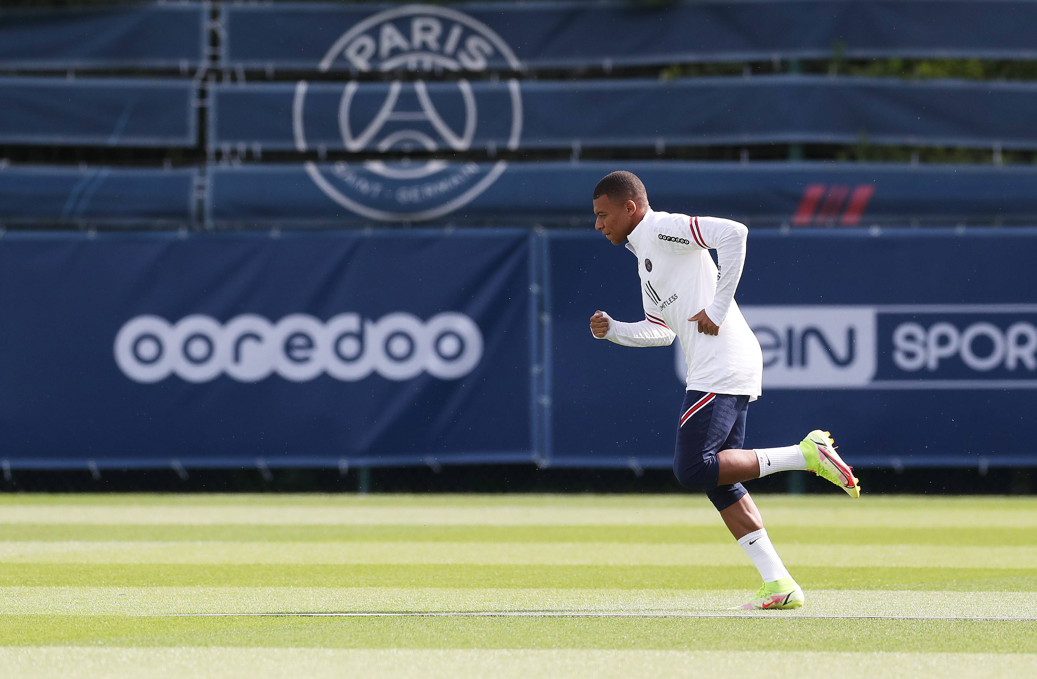 陈泽仕：踢的队伍多了，遇到韩国队这一类对手时也会更加自如（陈泽仕：对手见得多了，面对韩国队这类球队会更从容）