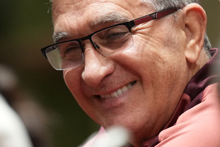 恭喜！卡里乌斯妻子确认怀孕，两人即将迎来第二个孩子（喜讯！卡里乌斯妻子宣布怀孕，二人将迎来二胎）