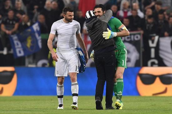 【壁纸】——本周欧冠联赛（本周欧冠联赛主题壁纸）