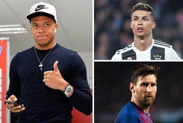 自威廉以来，埃斯特旺是首位连续3场欧冠进球的切尔西球员（埃斯特旺成继威廉后首位欧冠三连场破门的切尔西球员）