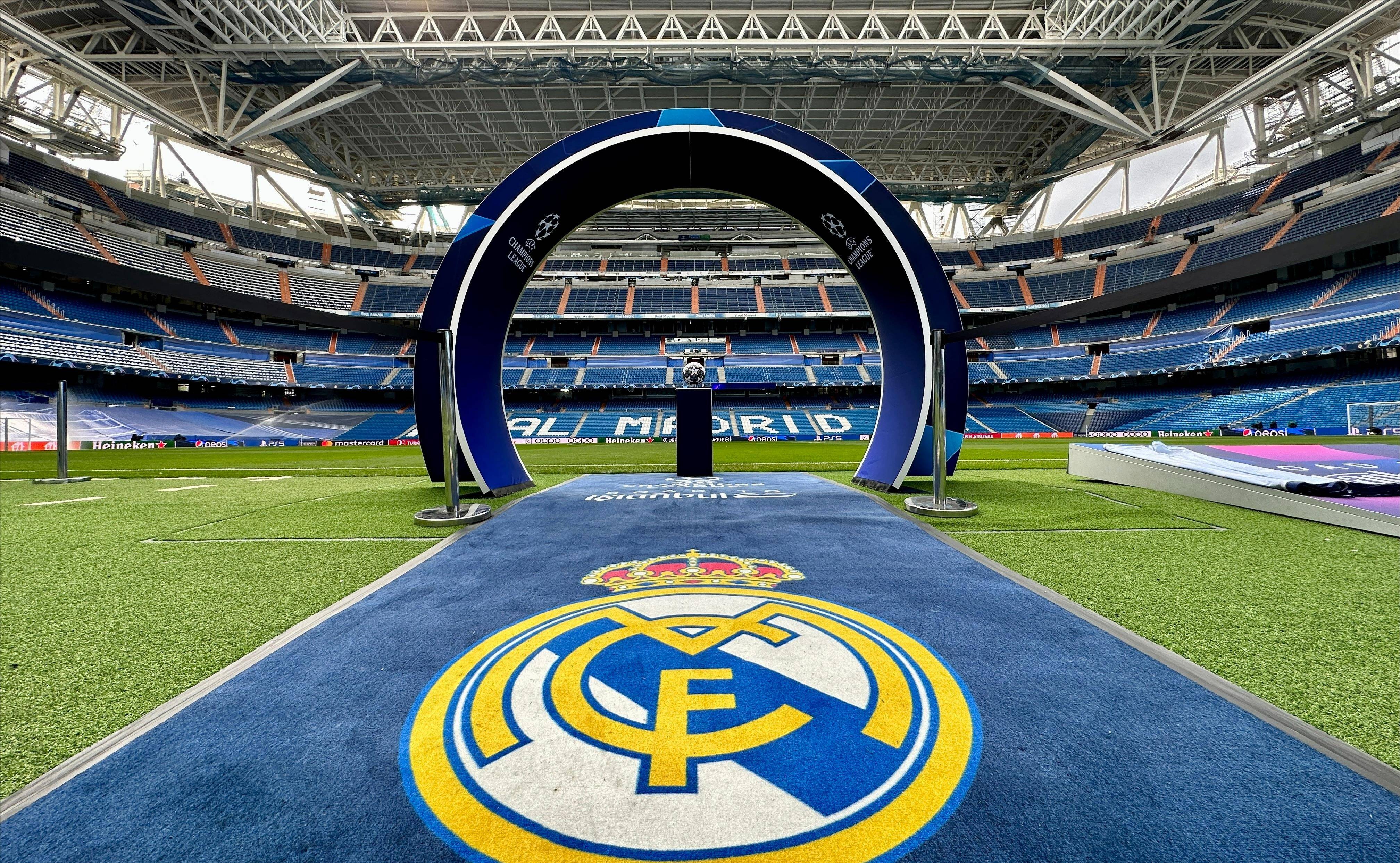 德转比甲身价前10：措利斯3000万欧第1，小斯坦科维奇上榜（德转公布比甲身价TOP10：措利斯3000万欧居首，小斯坦科维奇入围）