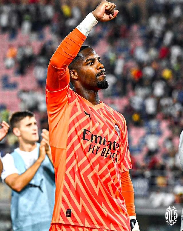 4-1，挪威是世预赛历史上第二支客场击败意大利的球队（4比1，挪威成为世预赛史上第二支客场击败意大利的球队）