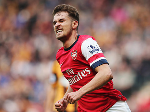 替补球员关键进球逆转比赛局势（替补登场献关键进球扭转战局）