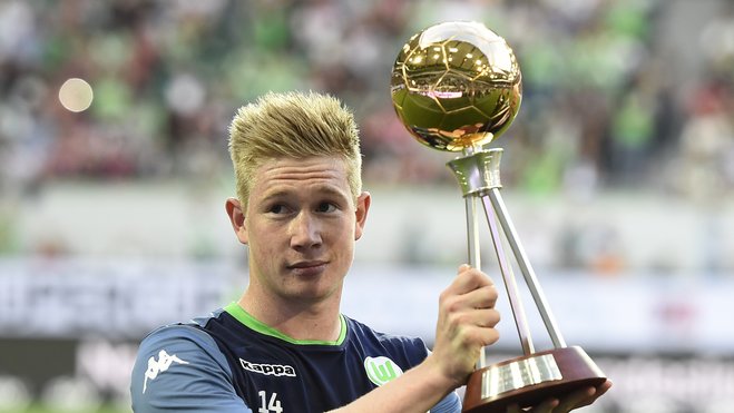 意媒：与德佬对话后孔蒂已得到必要的保证，将留任至赛季结束（意媒：孔蒂与德劳伦蒂斯会谈后获必要承诺，留任至赛季末）