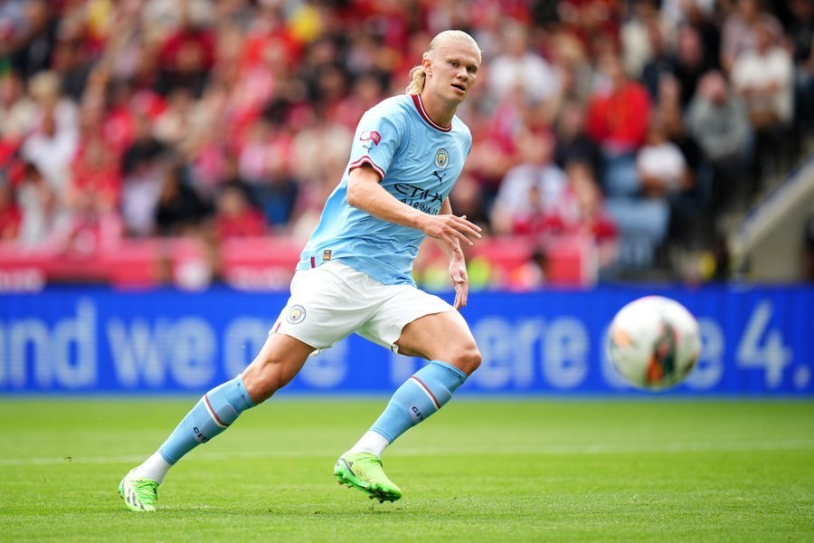 法媒：海斯即将与尼斯达成离队协议，B队主教练萨布尔或继任（法媒：海斯接近与尼斯解约，B队主帅萨布尔有望接任）